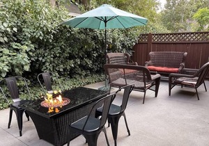 ViaLago | Charming Mediterranean Villa with Sunny Courtyard in Downtown Coeur dA