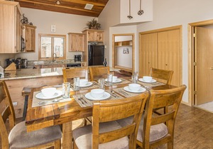 Walk to Lifts | Cozy 3BR Condo in Big Sky | Centrally Located For Summer Fun
