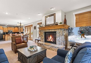 Walking distance to Historic Main Street and Town Lift