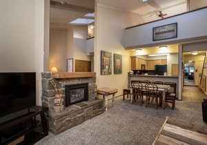 Waterfront condo w/fireplace, balcony & incredible views - Marina Cay Landing