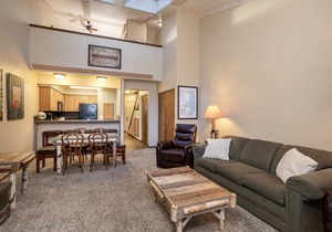 Waterfront condo w/fireplace, balcony & incredible views - Marina Cay Landing