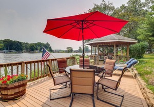 Waterfront Monticello Home with Fire Pit and Deck!