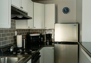 Waterfront Studio on Lake Schaffer, Walking distance to Indiana Beach