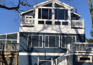 Waterfront Studio on Lake Schaffer, Walking distance to Indiana Beach
