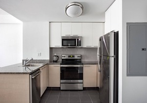 Well-located Kendall Square 1BR w/balcony, by Blueground
