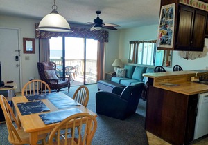 🌞Winds VI F2: Oceanfront, Prime Location Near Boardwalk🌞