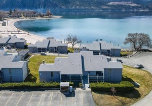 Yacinde G4 Poolside Condo with Loft, Sleeps 6
