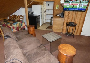 Yellowstone One Bedroom Apartment. Just 1 Mile From Yellowstone's Main Entrance