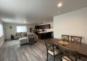 Yellowstone Retreat Rentals U1: two blocks from Yellowstone!
