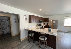 Yellowstone Retreat Rentals UB: two blocks from Yellowstone!