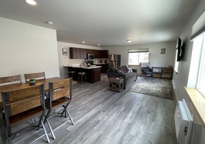 Yellowstone Retreat Rentals UD: two blocks from Yellowstone!