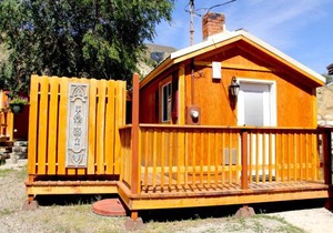 Yellowstone's Treasure Cabins