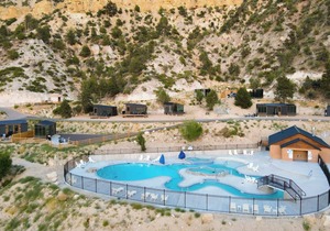 Zion Glamping Tent w/A/C & Private Bathroom