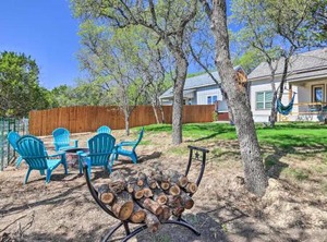 Canyon Cottage Fire Pit | Canyon Lake