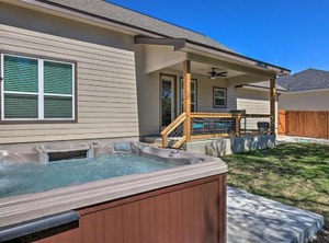 Canyon Cottage Fire Pit | Canyon Lake