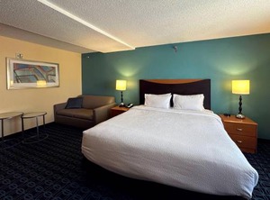 Fairfield Inn Suites Bismarck South | Bismarck