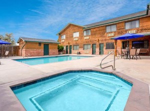 Inn At Lander Travelodge | Lander