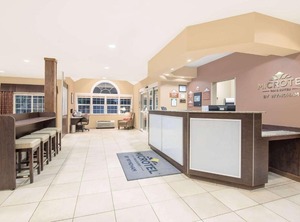 Microtel Inn | Sidney
