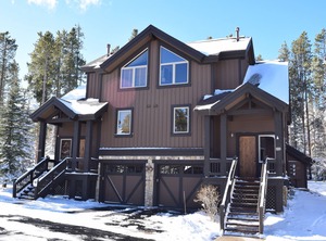 Street Station Breckenridge | Four O'Clock