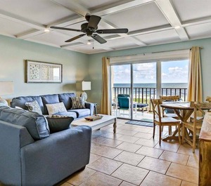 Ketch Courtyard Fernandina Beach 