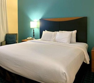 Fairfield Inn Suites Bismarck South 