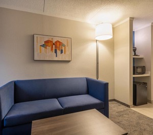 Holiday Inn Express Wendover Ihg Hotel 