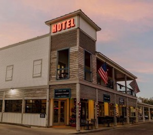 Hotel Whiskey 