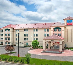 Surestay Hotel 