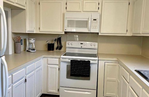 Winston - Salem Apartment | 102 m² Apartment ∙ 2 bedrooms ∙ 4 guests