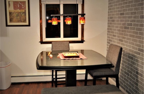 Grand Forks Apartment | 102 m² Apartment ∙ 2 bedrooms ∙ 5 guests