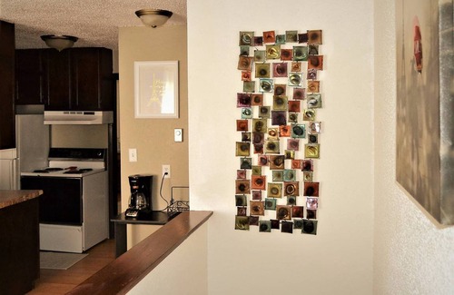 Grand Forks Apartment | 102 m² Apartment ∙ 2 bedrooms ∙ 5 guests