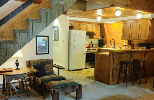 McCall Cabin | 102 m² Cabin ∙ 2 bedrooms ∙ 6 guests