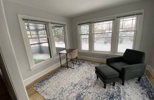 Cleveland House | 102 m² House ∙ 2 bedrooms ∙ 2 guests