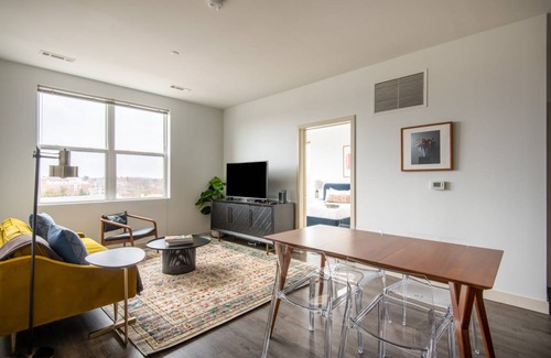 Waltham Apartment | 103 m² Apartment ∙ 2 bedrooms ∙ 4 guests
