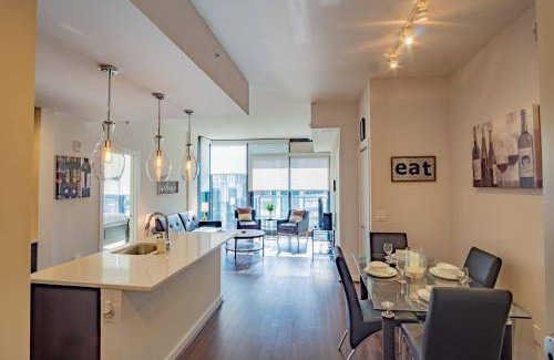 North Buckhead Apartment | 1050 m² Apartment ∙ 2 bedrooms ∙ 5 guests