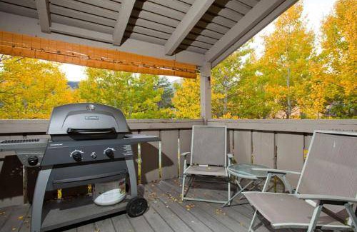 Moose Wilson Road Apartment | 108 m² Apartment ∙ 2 bedrooms ∙ 4 guests