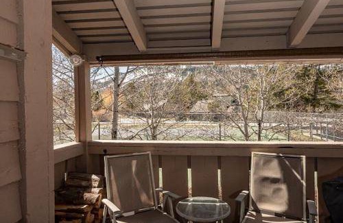Moose Wilson Road Apartment | 108 m² Apartment ∙ 2 bedrooms ∙ 4 guests