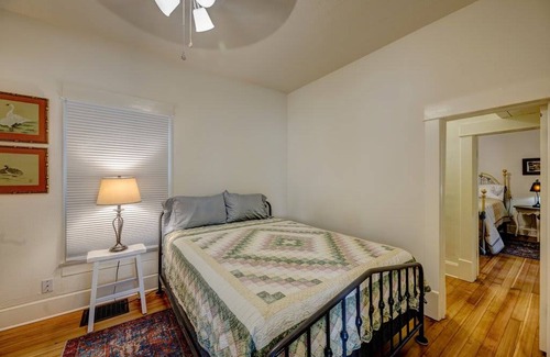 Sheridan House | 109 m² House ∙ 2 bedrooms ∙ 5 guests