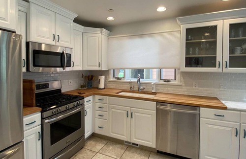 North Park City House | 112 m² House ∙ 3 bedrooms ∙ 6 guests