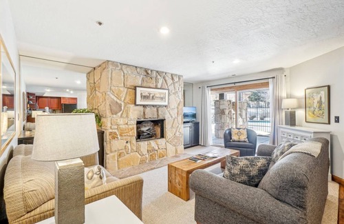 North Park City Condo | 115 m² Condo ∙ 2 bedrooms ∙ 6 guests