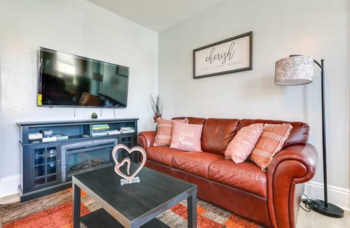 Stoughton Apartment | 120 m² Apartment ∙ 1 bedroom ∙ 5 guests