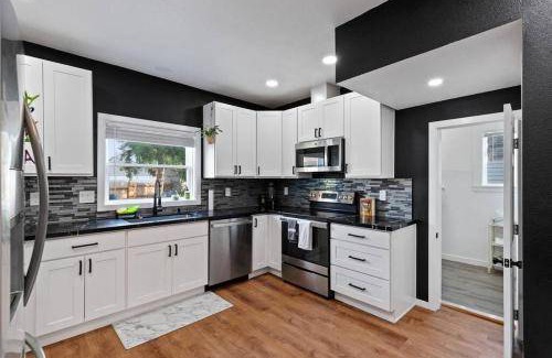 West Central House | 123 m² House ∙ 1 bedroom ∙ 6 guests