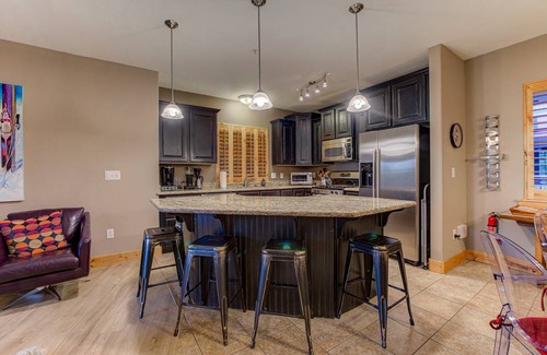 Bear Hollow Village Condo | 124 m² Condo ∙ 3 bedrooms ∙ 9 guests