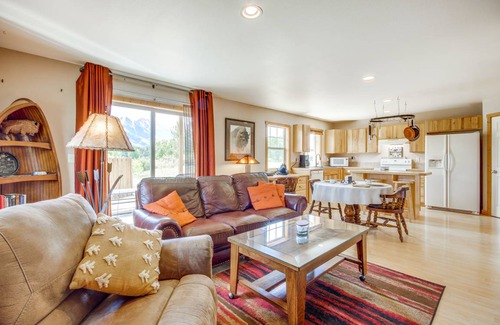 Emigrant Apartment | 125 m² Apartment ∙ 2 bedrooms ∙ 6 guests