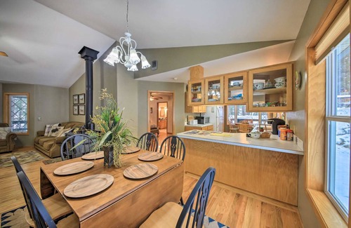 Rexford House | 125 m² House ∙ 3 bedrooms ∙ 5 guests
