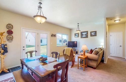 Donnelly House | 128 m² House ∙ 3 bedrooms ∙ 8 guests