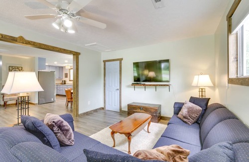 Nelsonville Cottage | 130 m² Cabin ∙ 3 bedrooms ∙ 9 guests