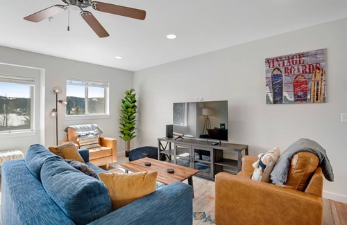 Big Sky Meadow Village Condo | 130 m² Condo ∙ 3 bedrooms ∙ 9 guests