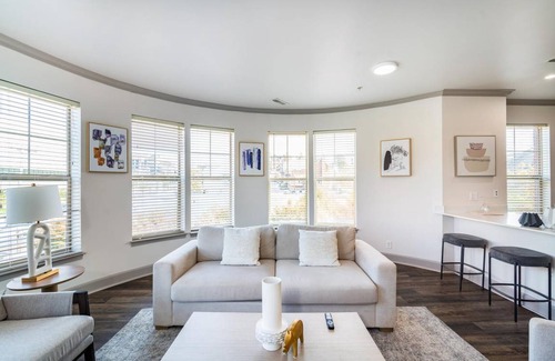 Corryville Apartment | 131 m² Apartment ∙ 2 bedrooms ∙ 4 guests