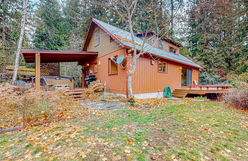 Sandpoint House | 134 m² House ∙ 3 bedrooms ∙ 6 guests